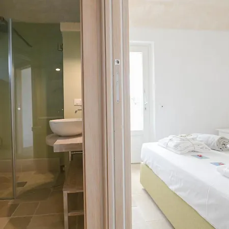 Trullo White Dream Con Piscina فيلة أوستوني
