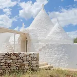Trullo White Dream Con Piscina * Ostuni