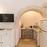 Trullo White Dream Con Piscina אוסטוני