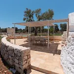 Trullo White Dream Con Piscina