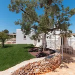 וילה Trullo White Dream Con Piscina אוסטוני