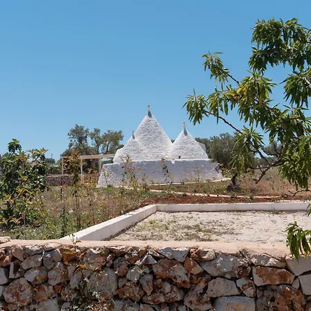 别墅 Trullo White Dream Con Piscina
