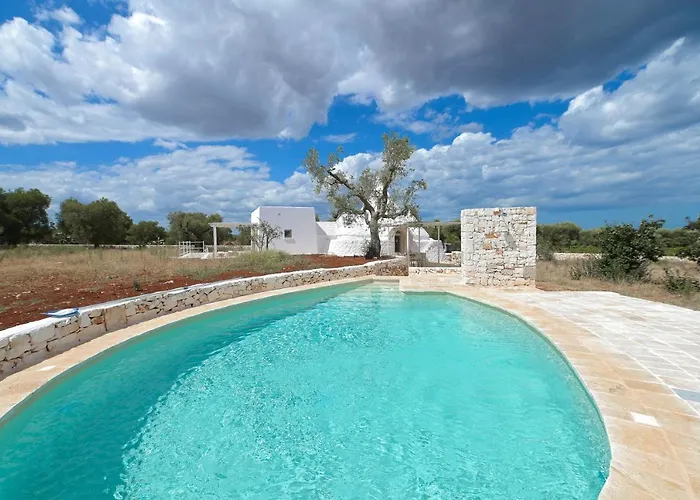 别墅 Trullo White Dream Con Piscina 奥斯图尼