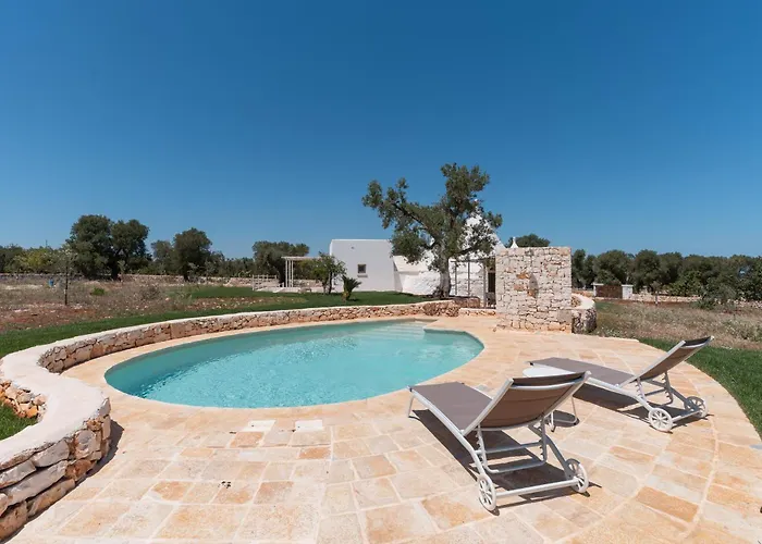 别墅 Trullo White Dream Con Piscina 奥斯图尼