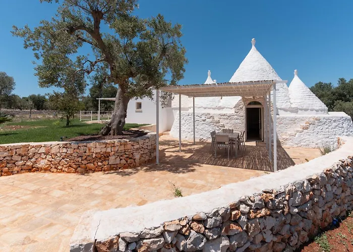 别墅 Trullo White Dream Con Piscina
